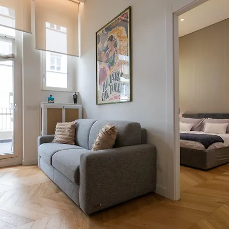 Elegant With Terrace By Wonderful Italy Turin