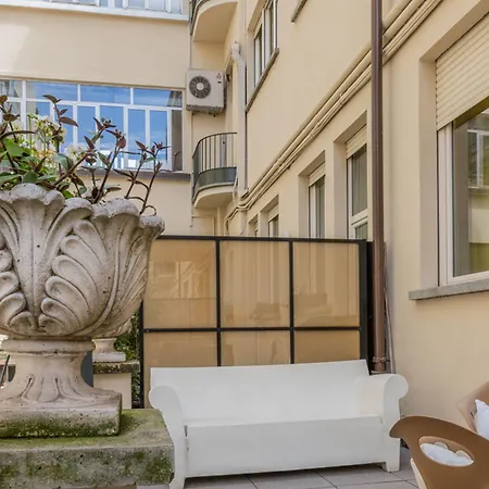 Appartamento Elegant With Terrace By Wonderful Italy *
