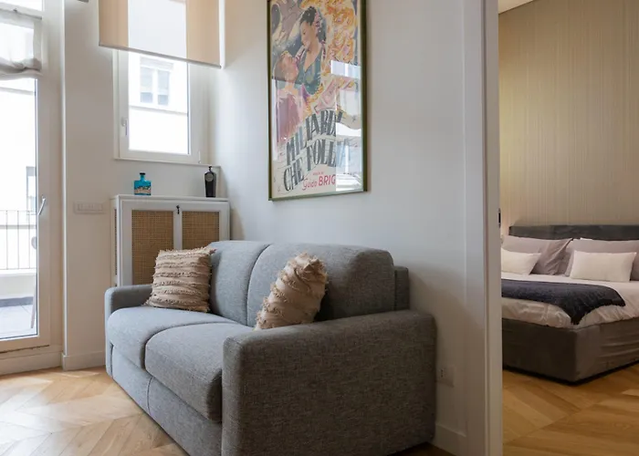 Elegant With Terrace By Wonderful Italy Torino