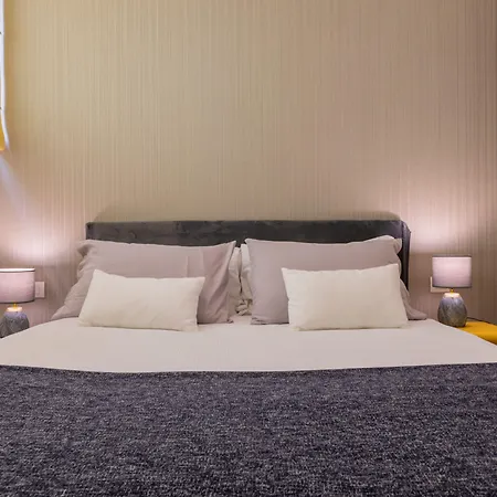 Elegant With Terrace By Wonderful Italy Turin