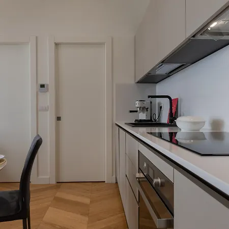 Apartament Elegant With Terrace By Wonderful Italy